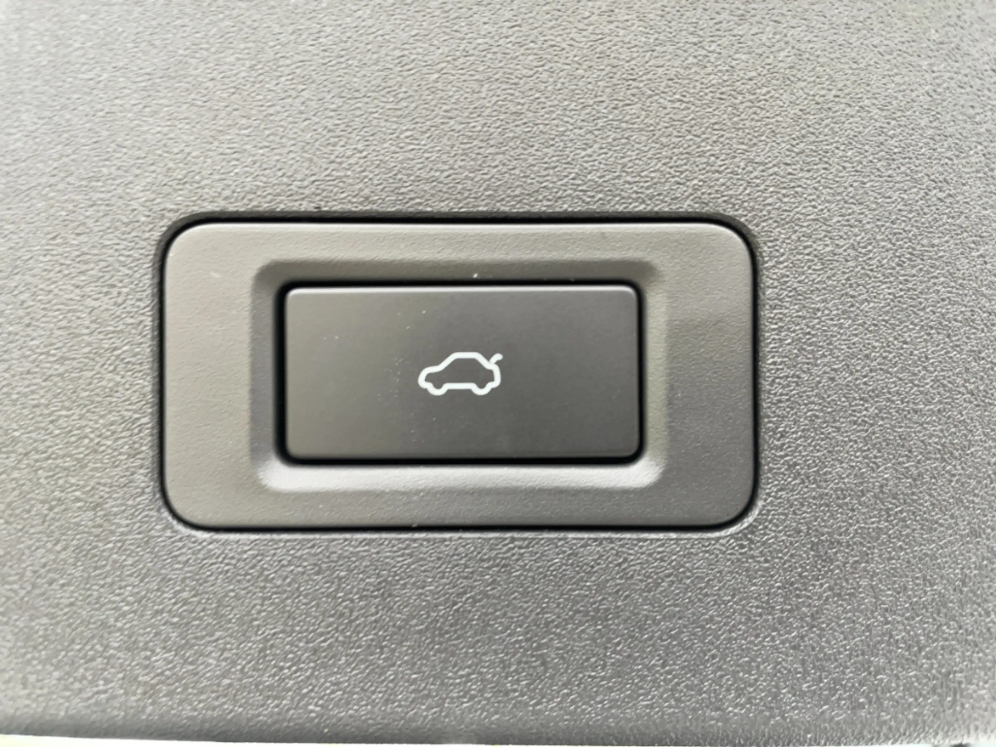 Omoda 9 1.5 TGDI 35 kW Exclusive OMODA PHEV Premium — photo 15