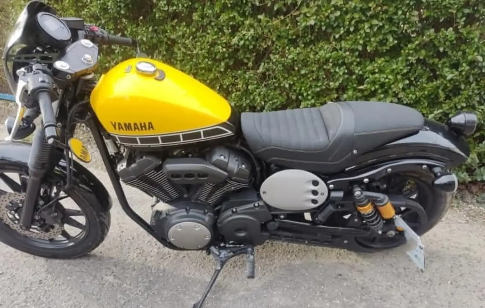 Yamaha XV 950 Žlutá - 2