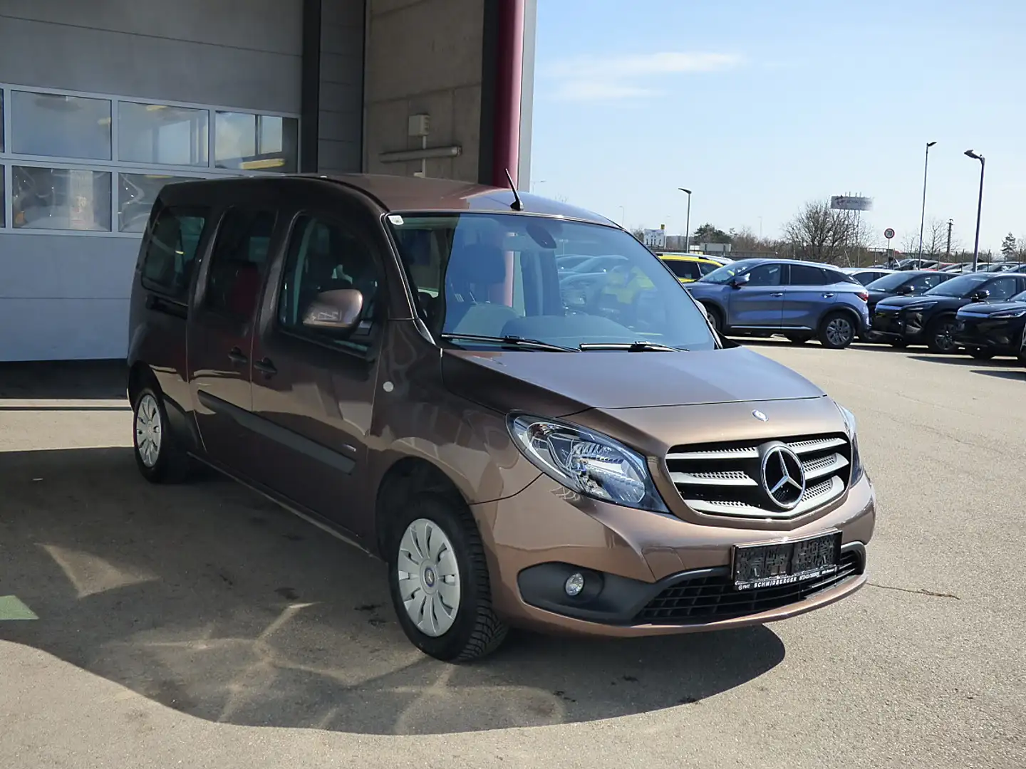 Mercedes-Benz Citan Tourer 111 CDI extralang, 7 Sitzer Braun - 2