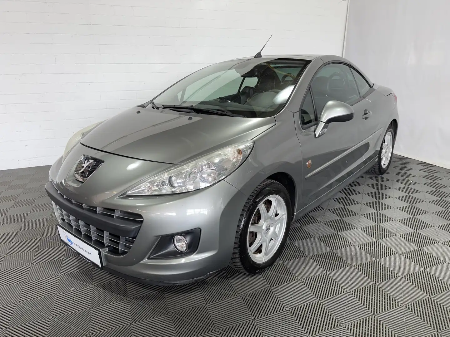Peugeot 207 CC 1.6 16V 120 Roland Garros Klima SHZ PDC 88 k... Gris - 1
