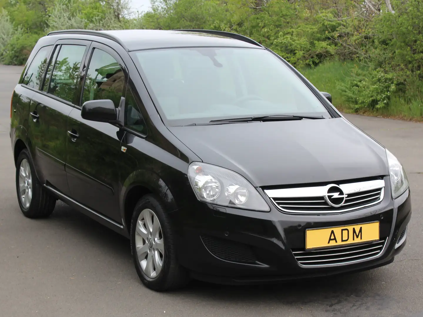 Opel Zafira Family ..7 Sitze.. Fekete - 1