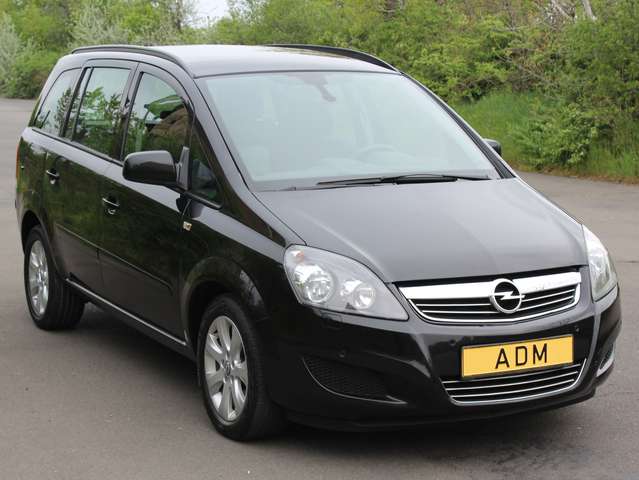 Imagine Opel Zafira Family ..7 Sitze..