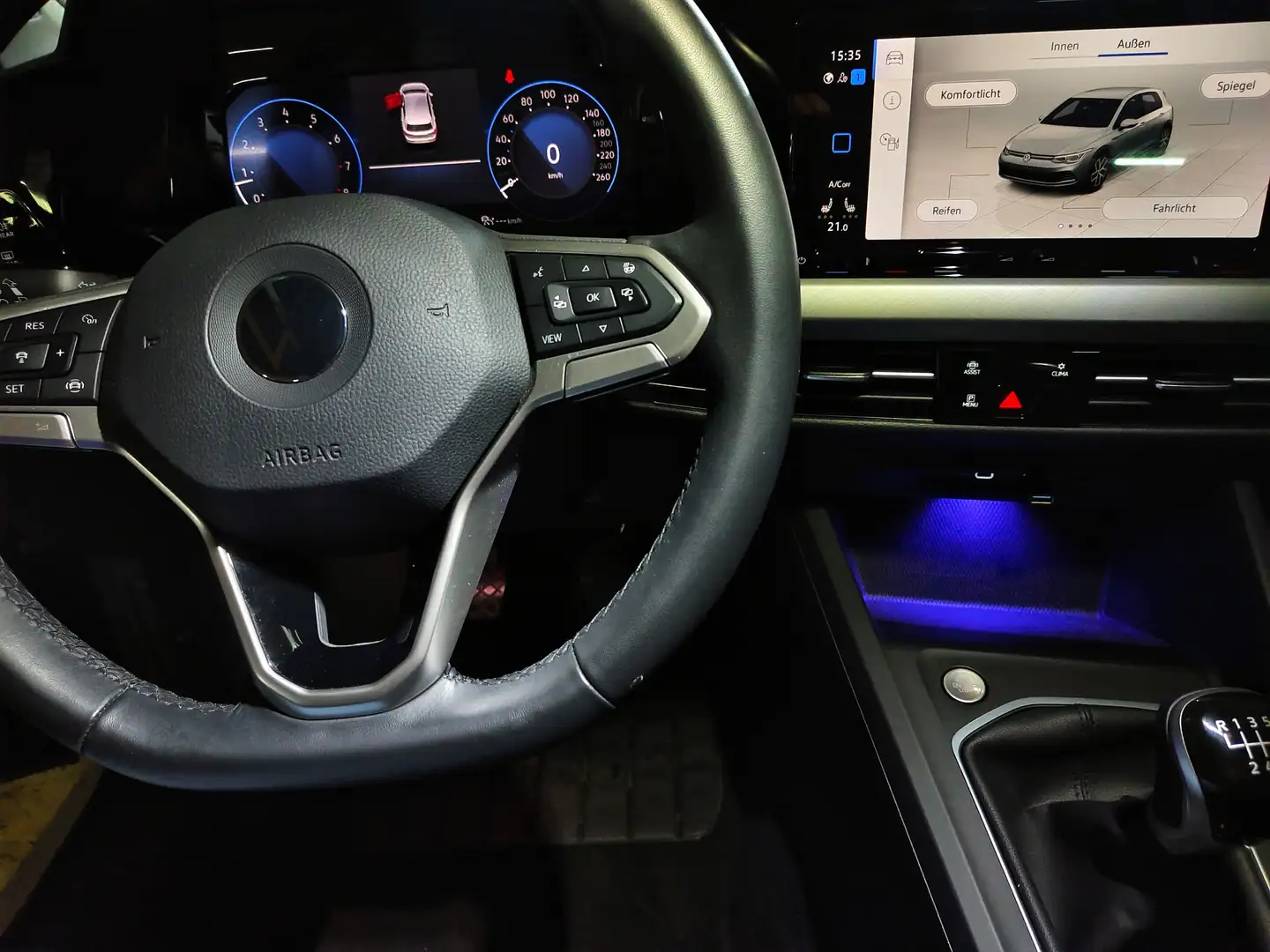 Volkswagen Golf Golf R-Line 1,5 TSI ACT R-Line Schwarz - 2