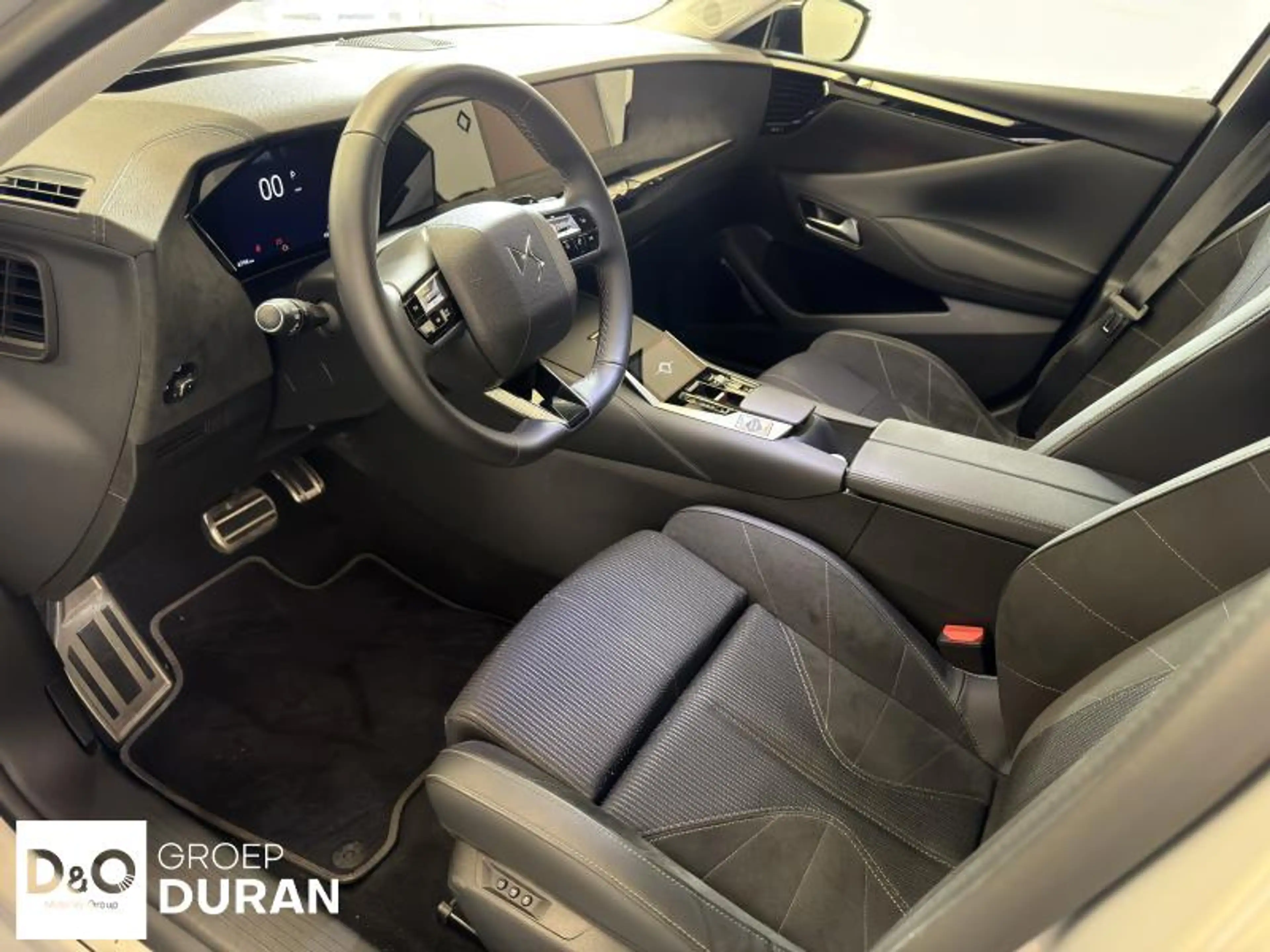 DS Automobiles DS 4 Crossback Etoile Hybrid e-dcs6 — photo 5