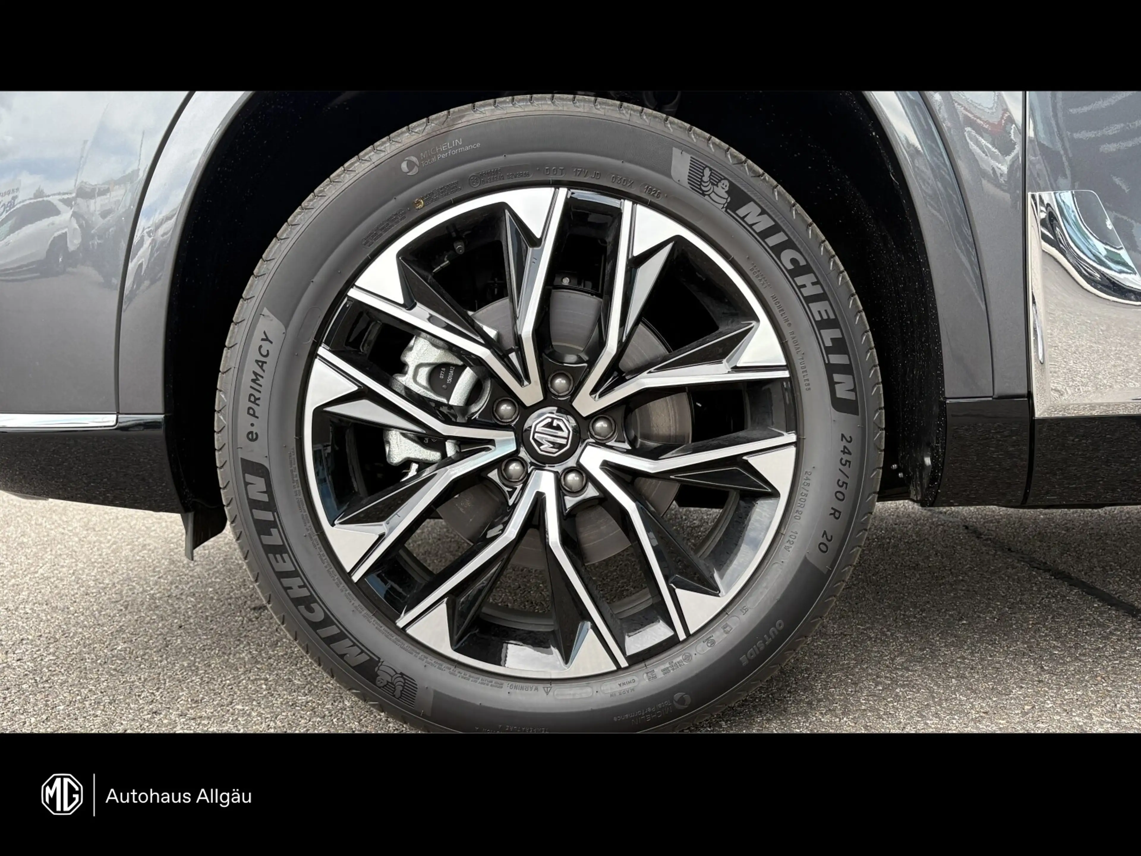 MG MGS9 PREMIUM — photo 3
