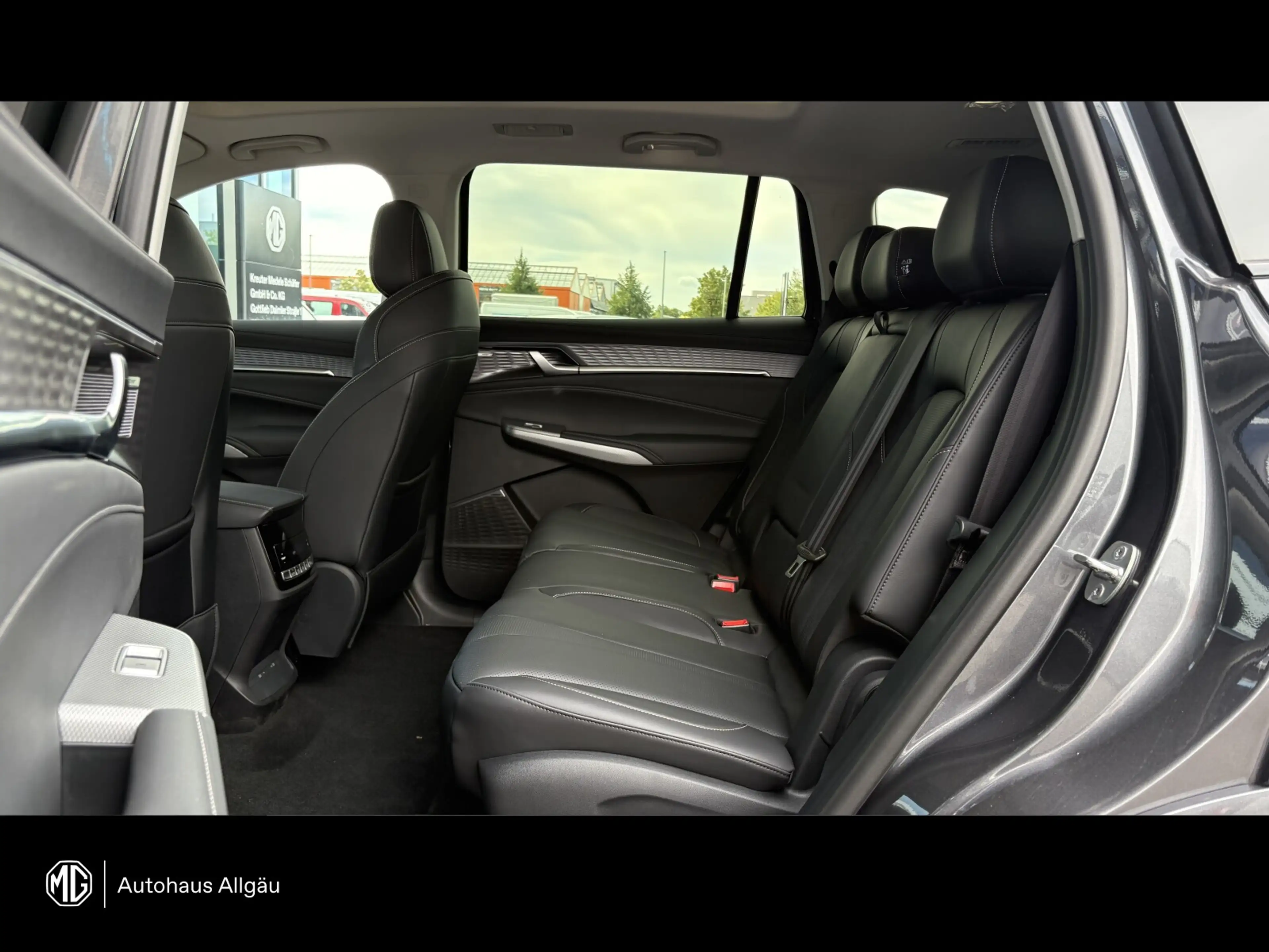 MG MGS9 PREMIUM — photo 13