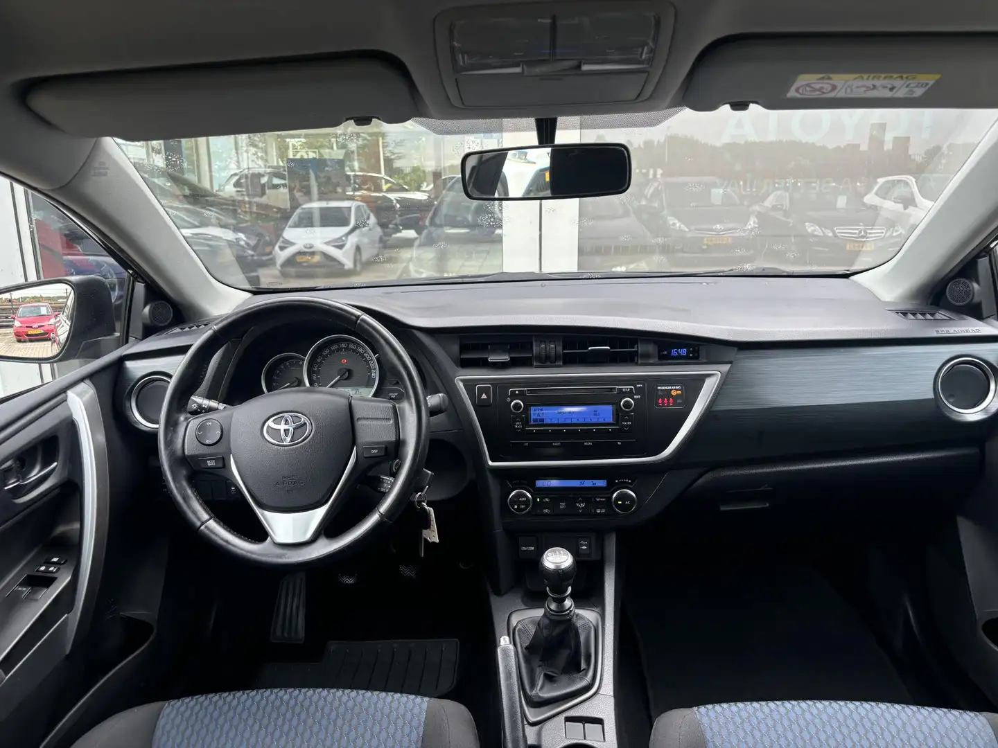 Toyota Auris Touring Sports 1.6 Now | 1ste eiganaar | Volledig Grijs - 2