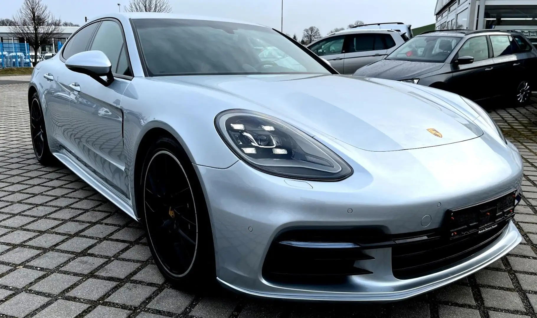 Porsche Panamera 4 PDLS|SHZ+LHZ+SL|SC|Sport-Chrono|Mem. Silber - 1