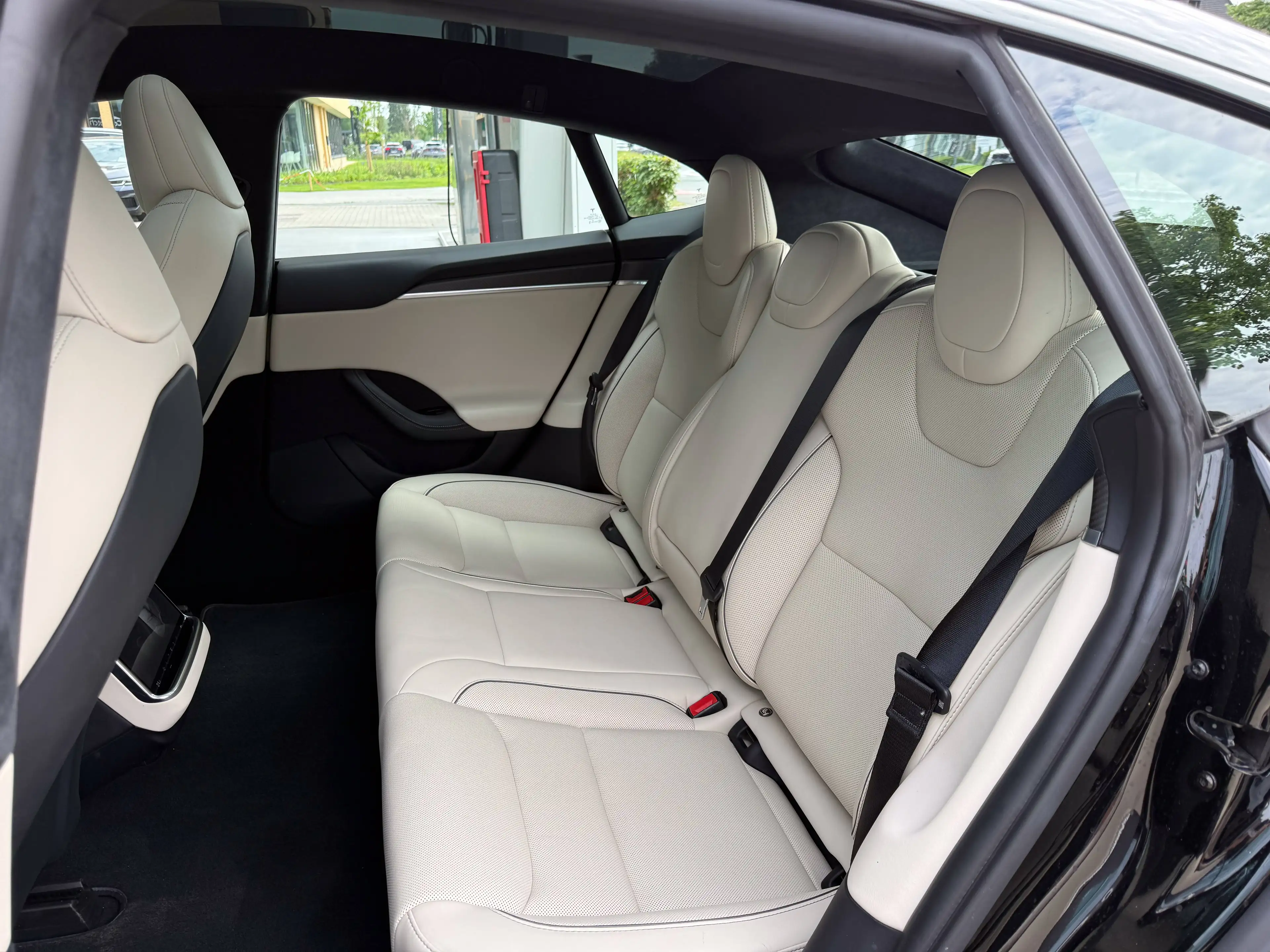 Tesla Model S PLAID | Full Self Drive | YOKE | Luchtvering — photo 11