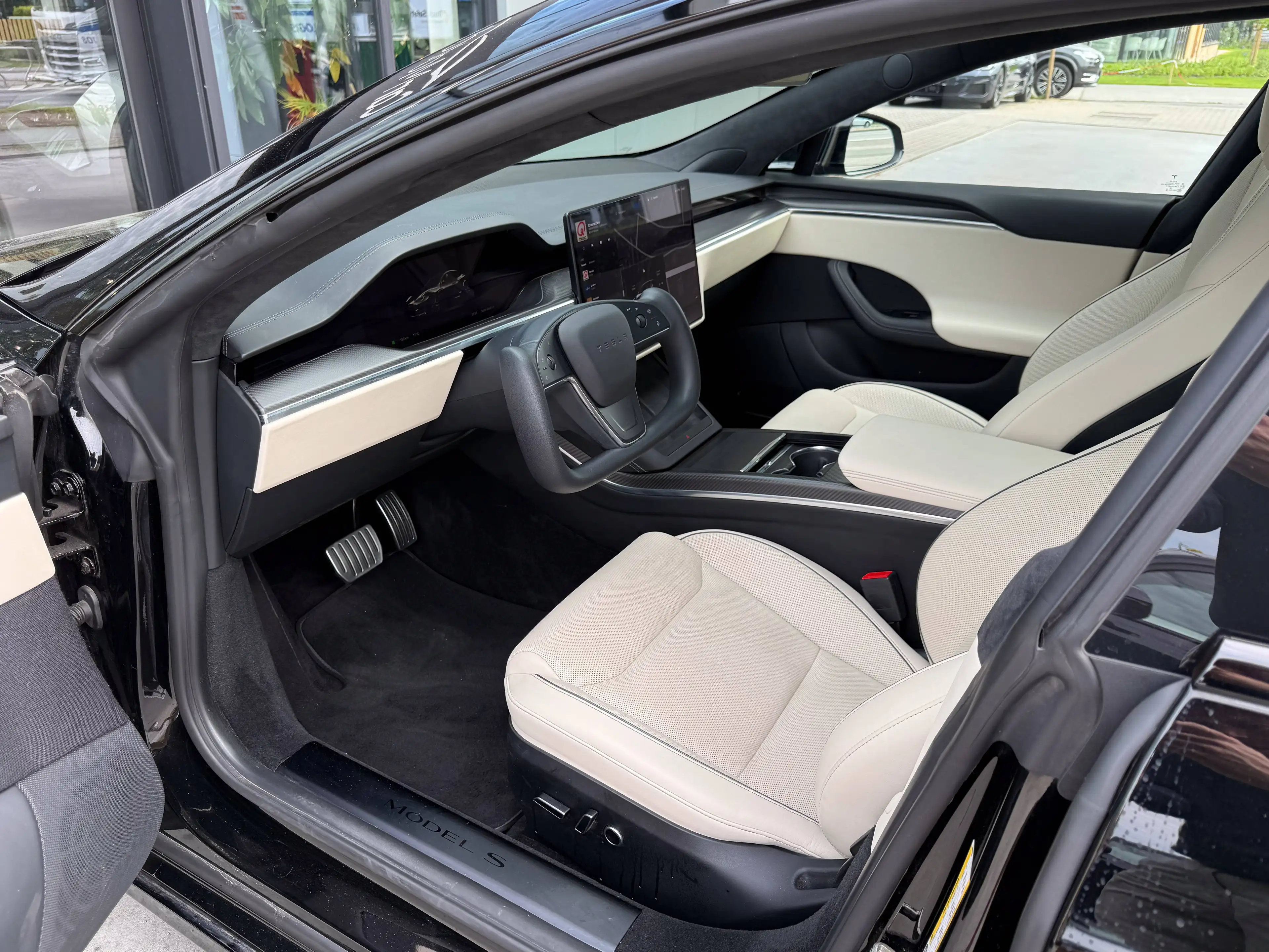 Tesla Model S PLAID | Full Self Drive | YOKE | Luchtvering — photo 10