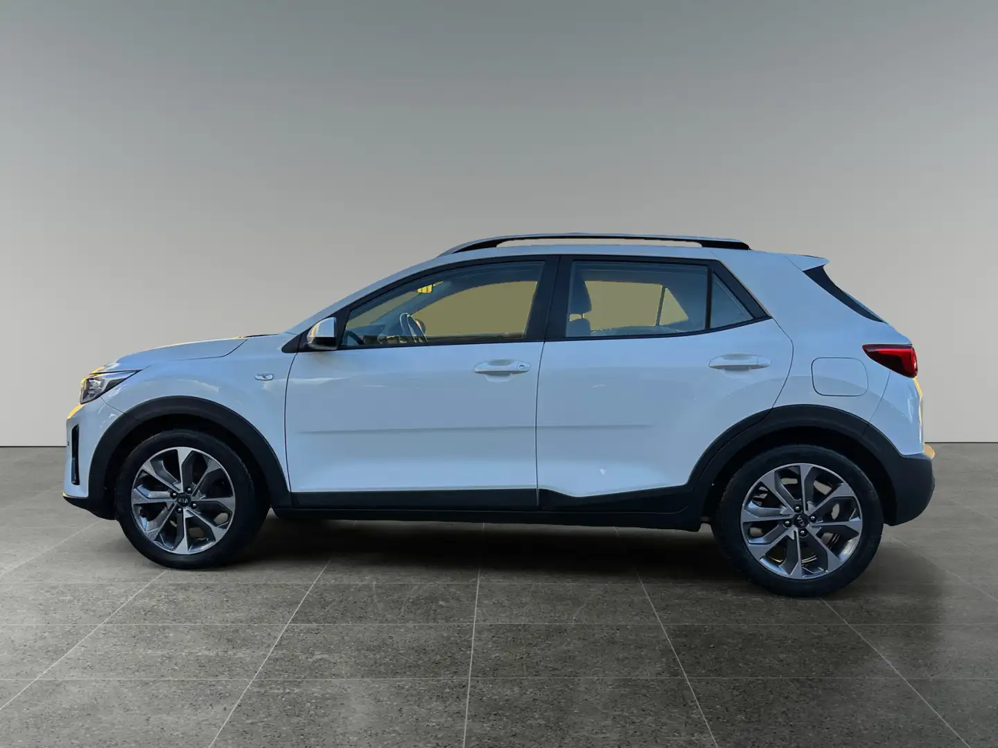 Kia Stonic 1,4 MPI ISG Silber        8-fach bereift! Weiß - 2