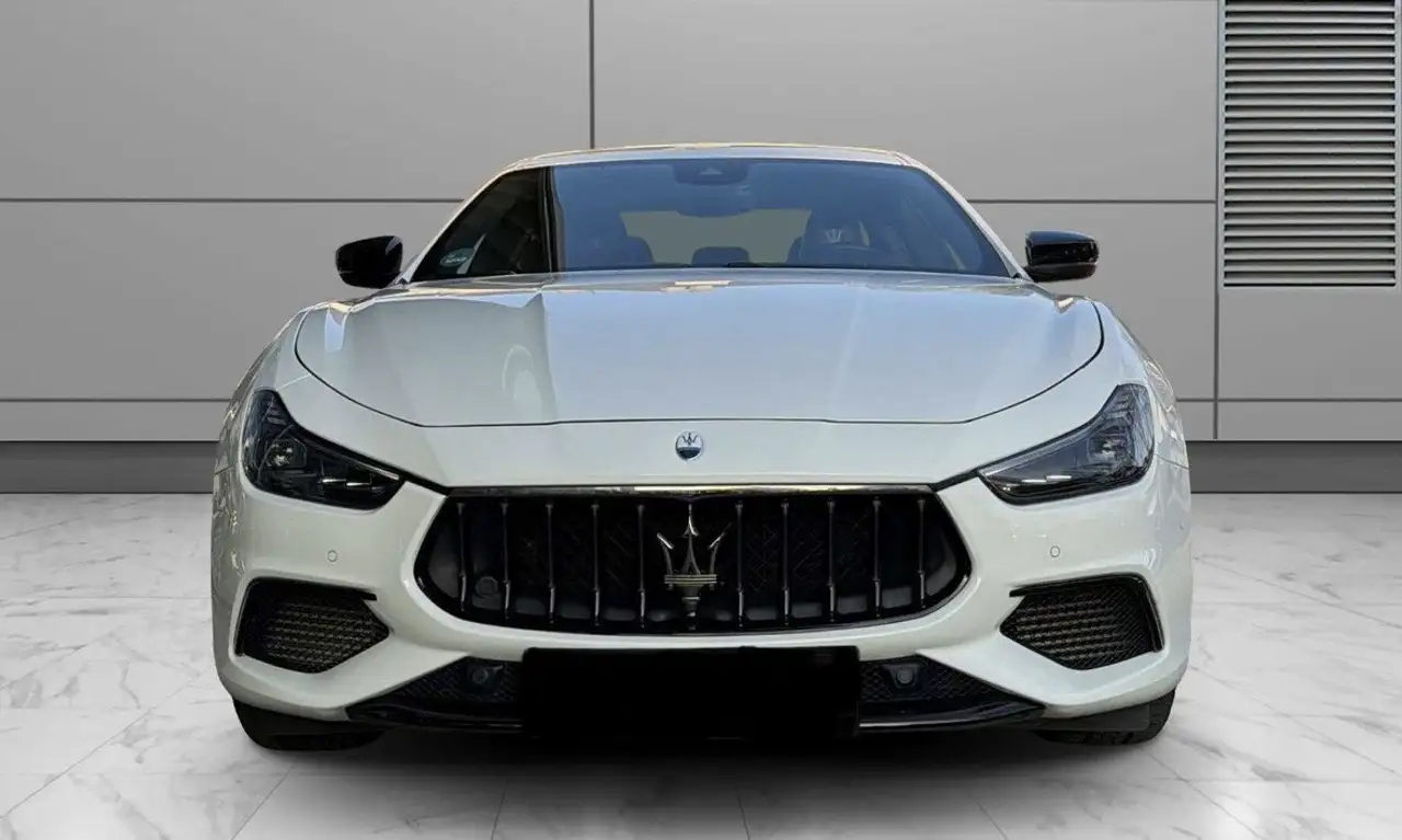 Maserati Ghibli 2022