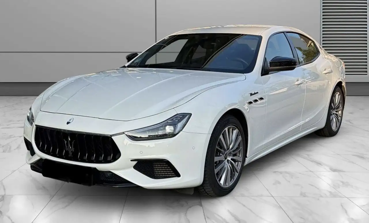 Maserati Ghibli 2022