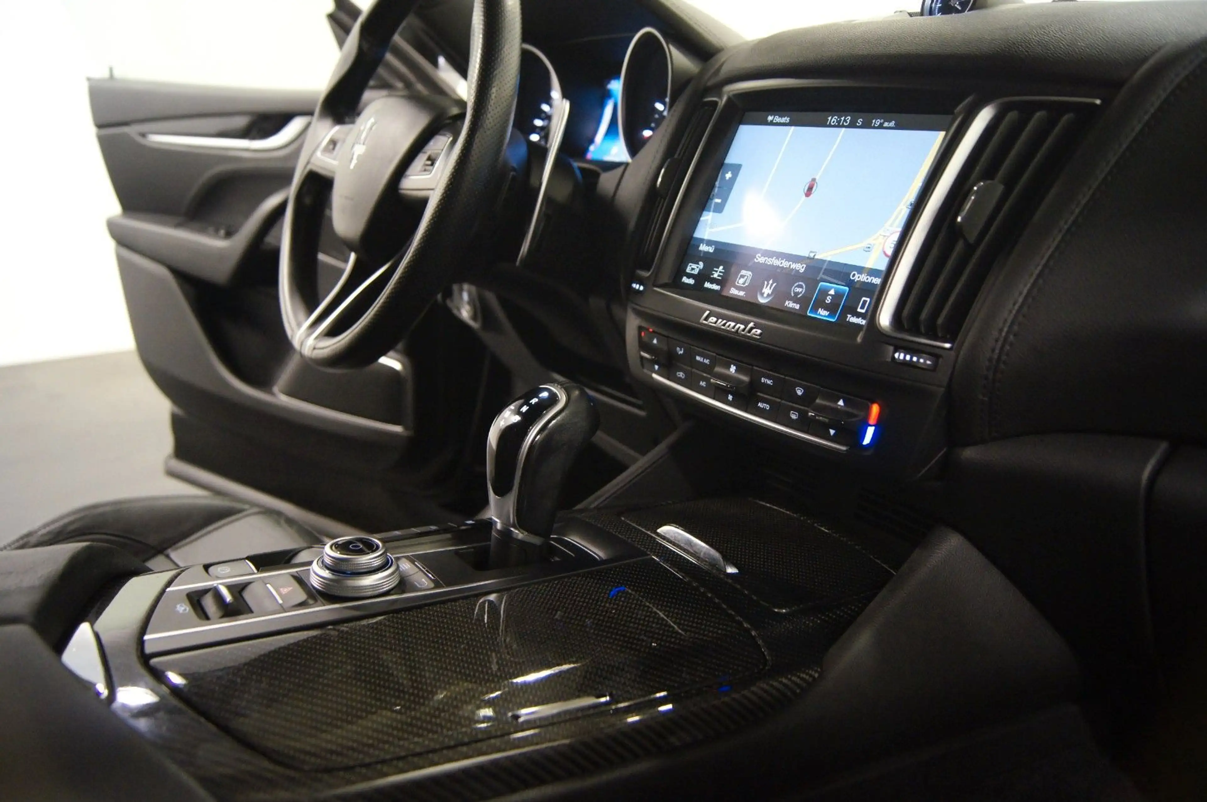 Maserati Levante S Q4|H/K|CARBON|LUFT|SPORTAGA — photo 4