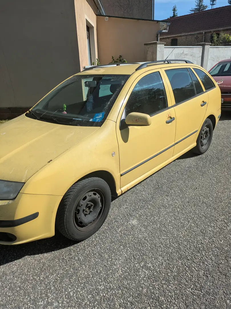Skoda Fabia 1.4 16V Combi Classic Желтый - 1
