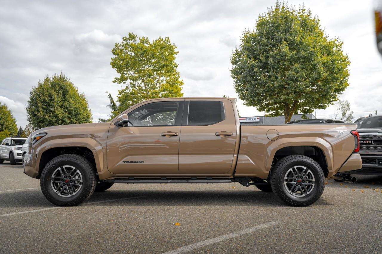 2026 Toyota Tacoma 'PREMIUM PACKAGE- TRD SPORT- 1 OWNER- NO ACCIDENTS — photo 1