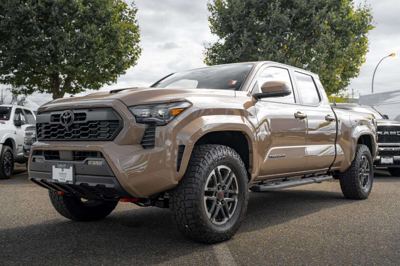 2026 Toyota Tacoma 'PREMIUM PACKAGE- TRD SPORT- 1 OWNER- NO ACCIDENTS — photo 1