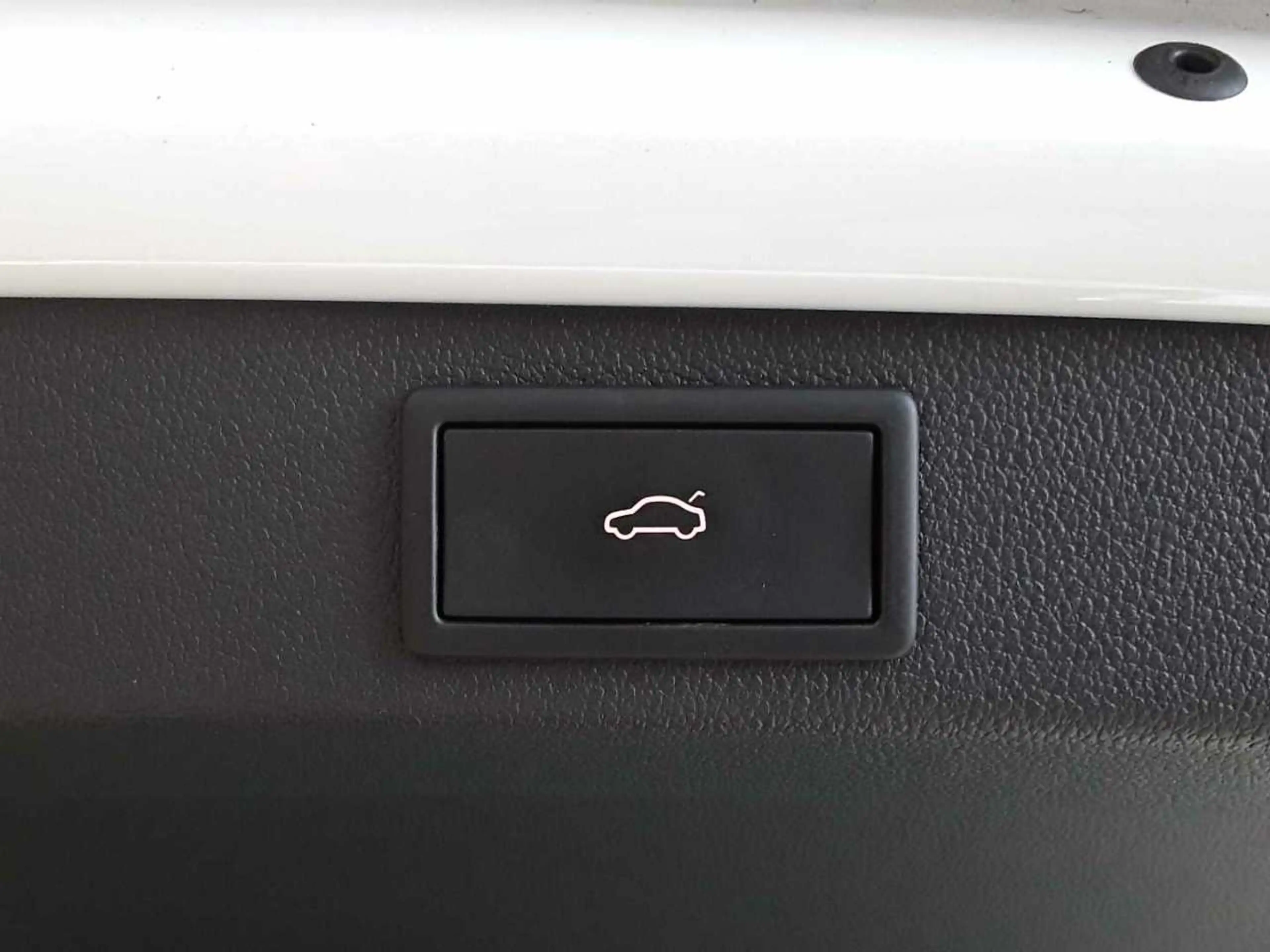 Skoda Superb Superb Combi 2.0 TDI Sportline AHK NAV KAM — photo 18
