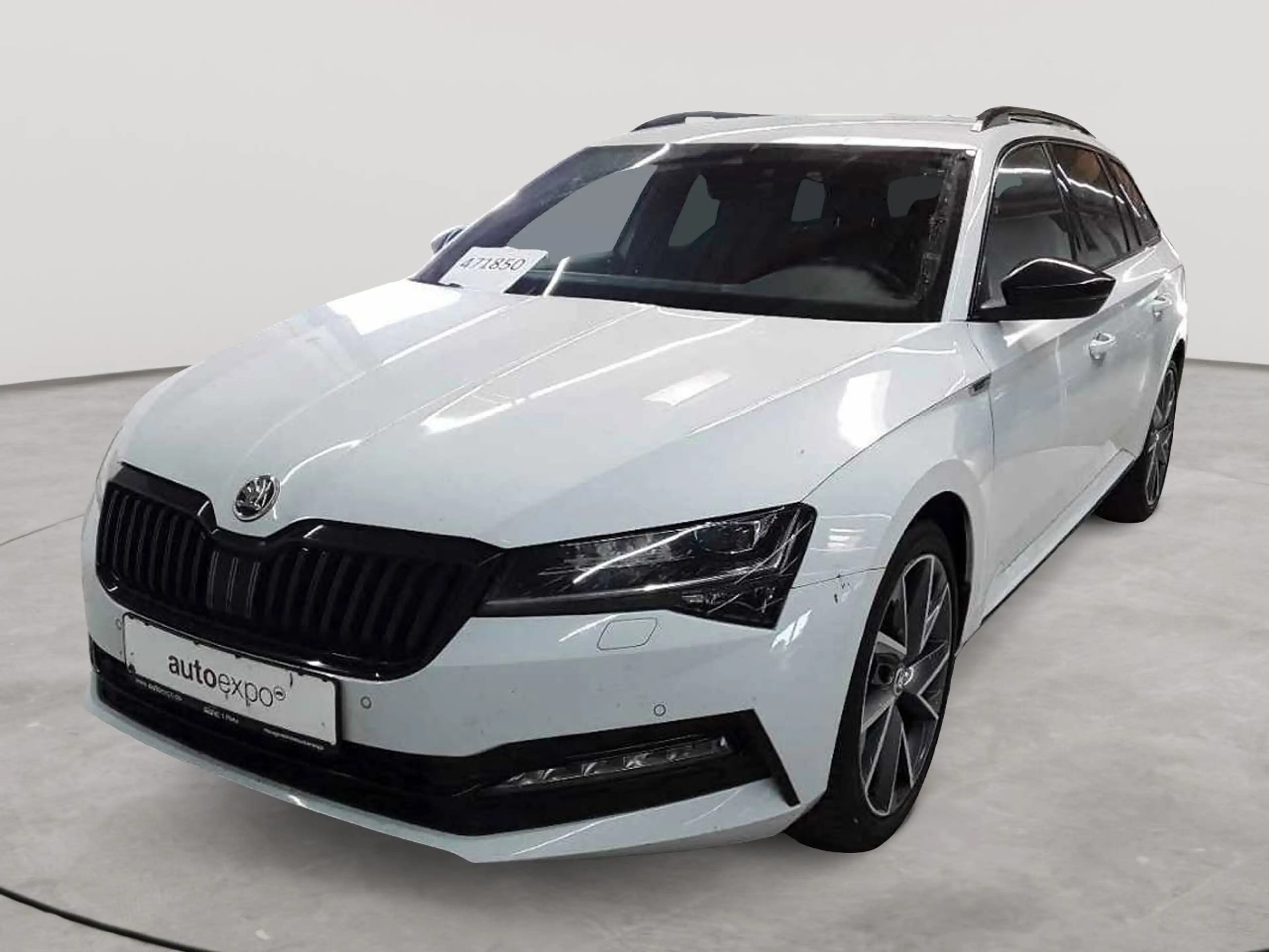 Skoda Superb Superb Combi 2.0 TDI Sportline AHK NAV KAM — photo 2