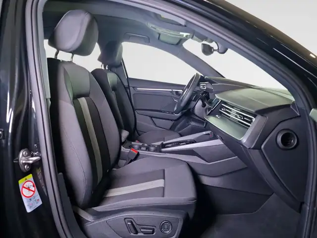 Audi A3 view 9
