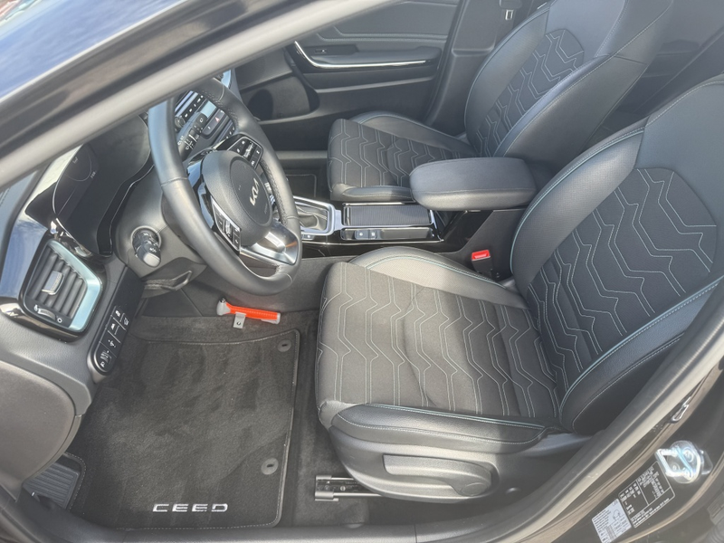 Kia Ceed SW / cee'd SW Sportswagon 1.0 T-GDi MHEV DCT7 Automaat Design Ed — photo 11