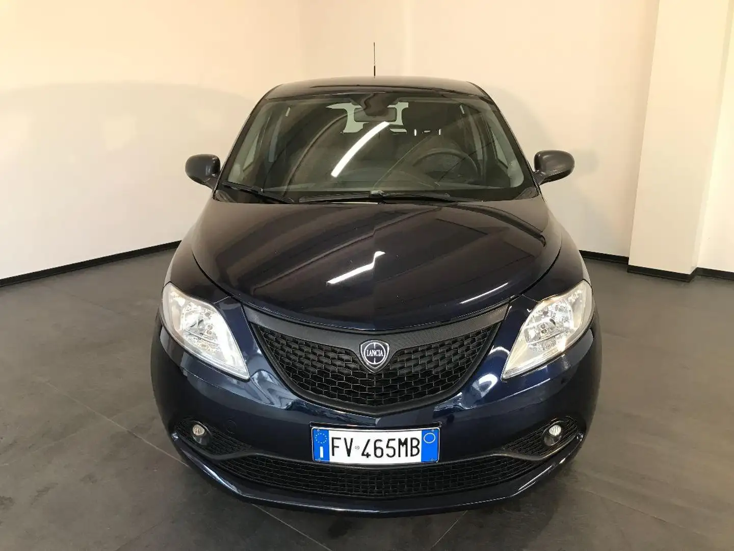 Lancia Ypsilon 1.2 69 CV 5p. GPL Ecochic Mya Blu/Azzurro - 2