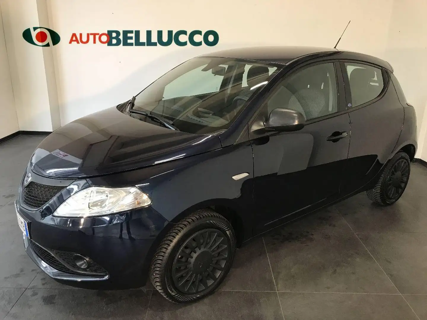 Lancia Ypsilon 1.2 69 CV 5p. GPL Ecochic Mya Blu/Azzurro - 1