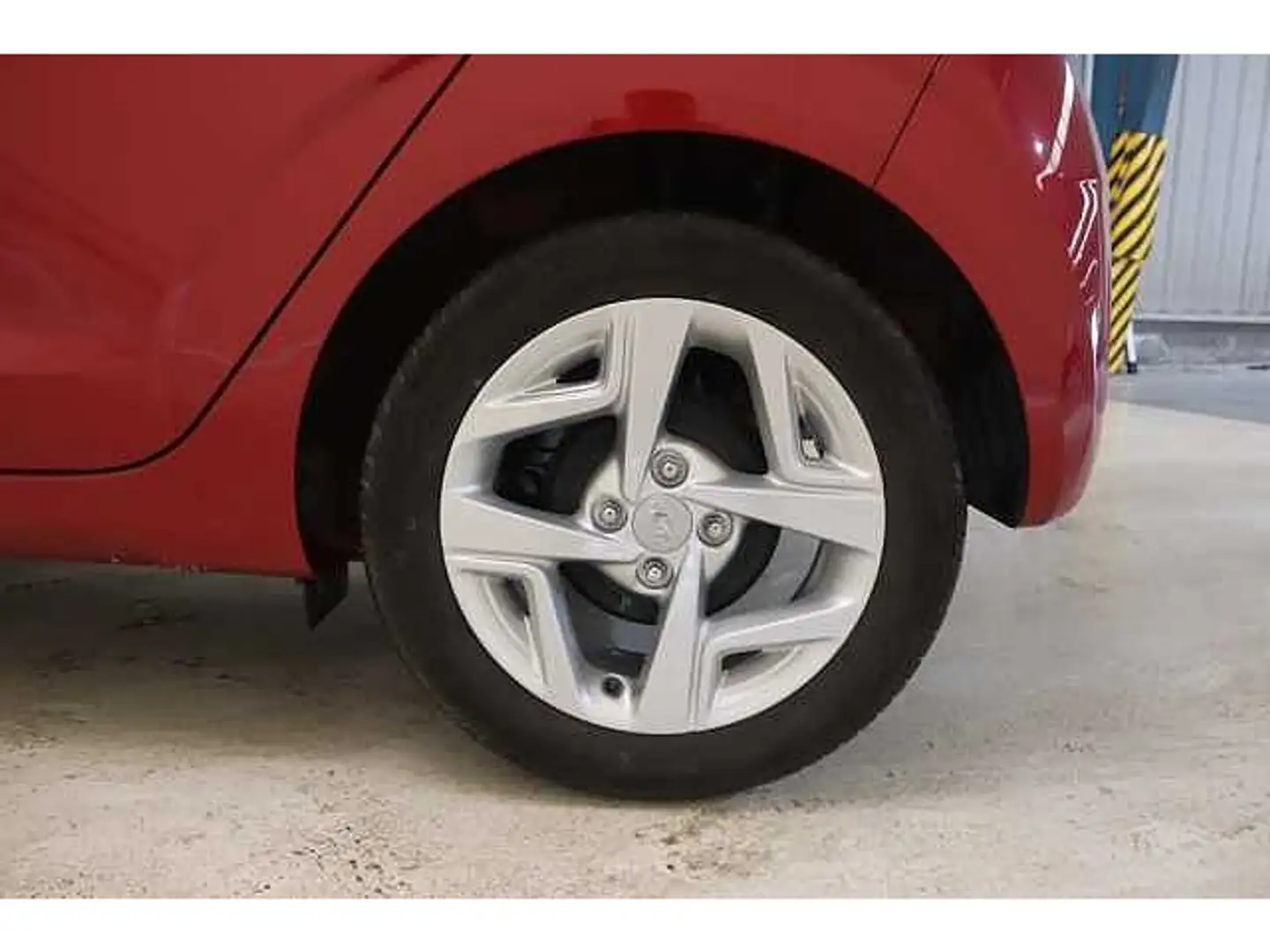 Hyundai i10 1.0 MPI Klass Rojo - 2
