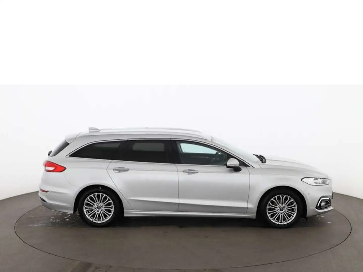 Ford Mondeo Turnier 2.0 EcoBlueTitanium Aut NAVI PDC Zilver - 2