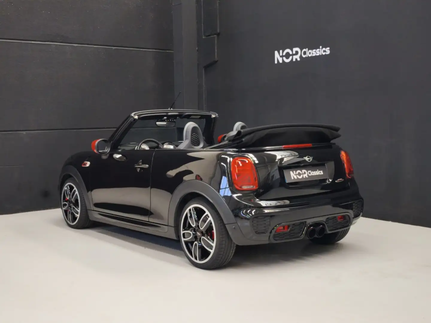 MINI John Cooper Works Cabrio Aut. - 2