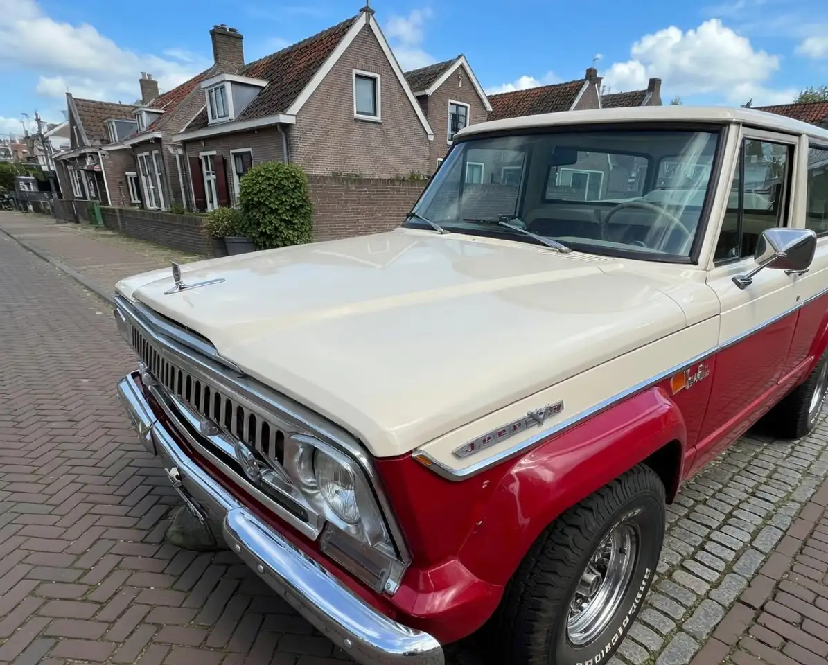 Jeep J4000, foto 3