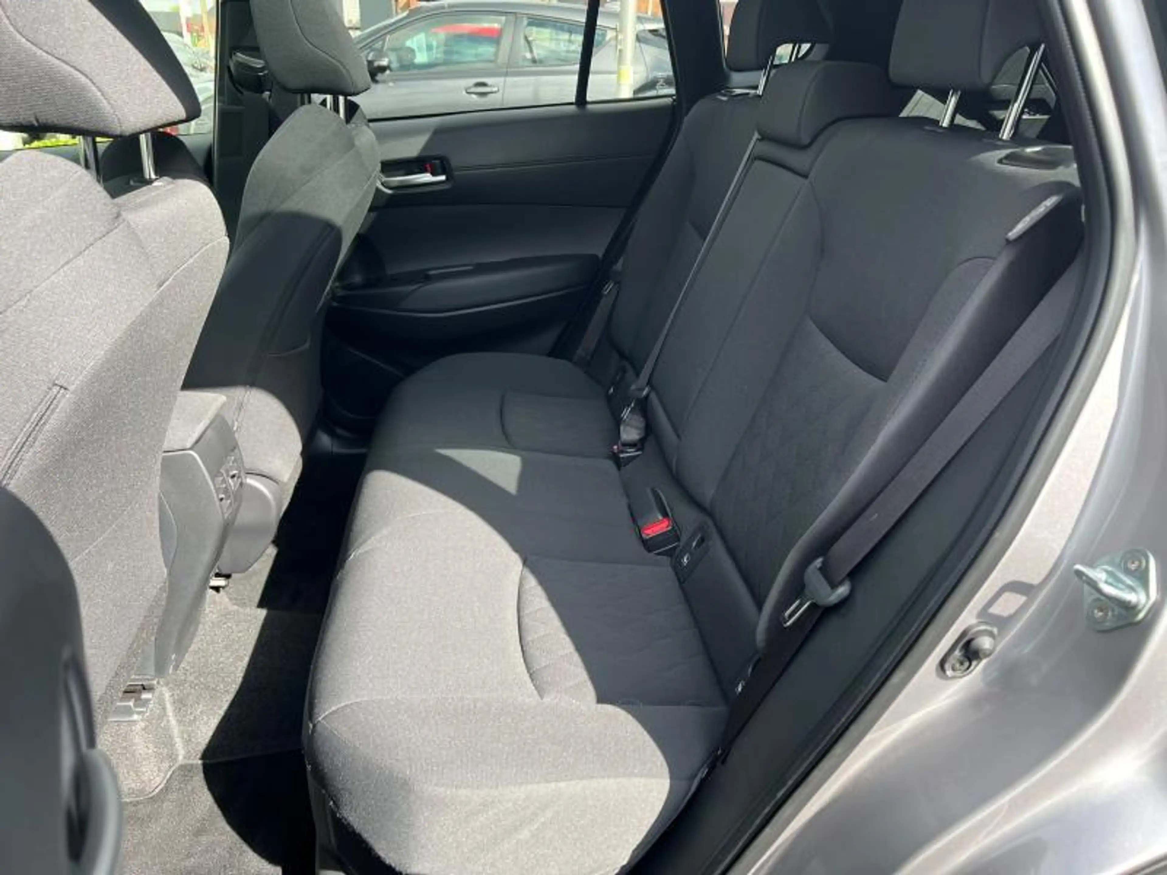 Toyota Corolla Cross 2.0HYB STYLE + SUN PACK — photo 8