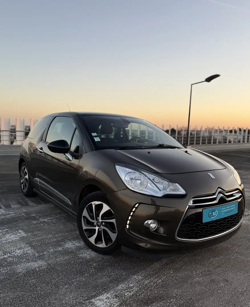 Citroen DS3 e-HDi 92 So Chic Brun - 2