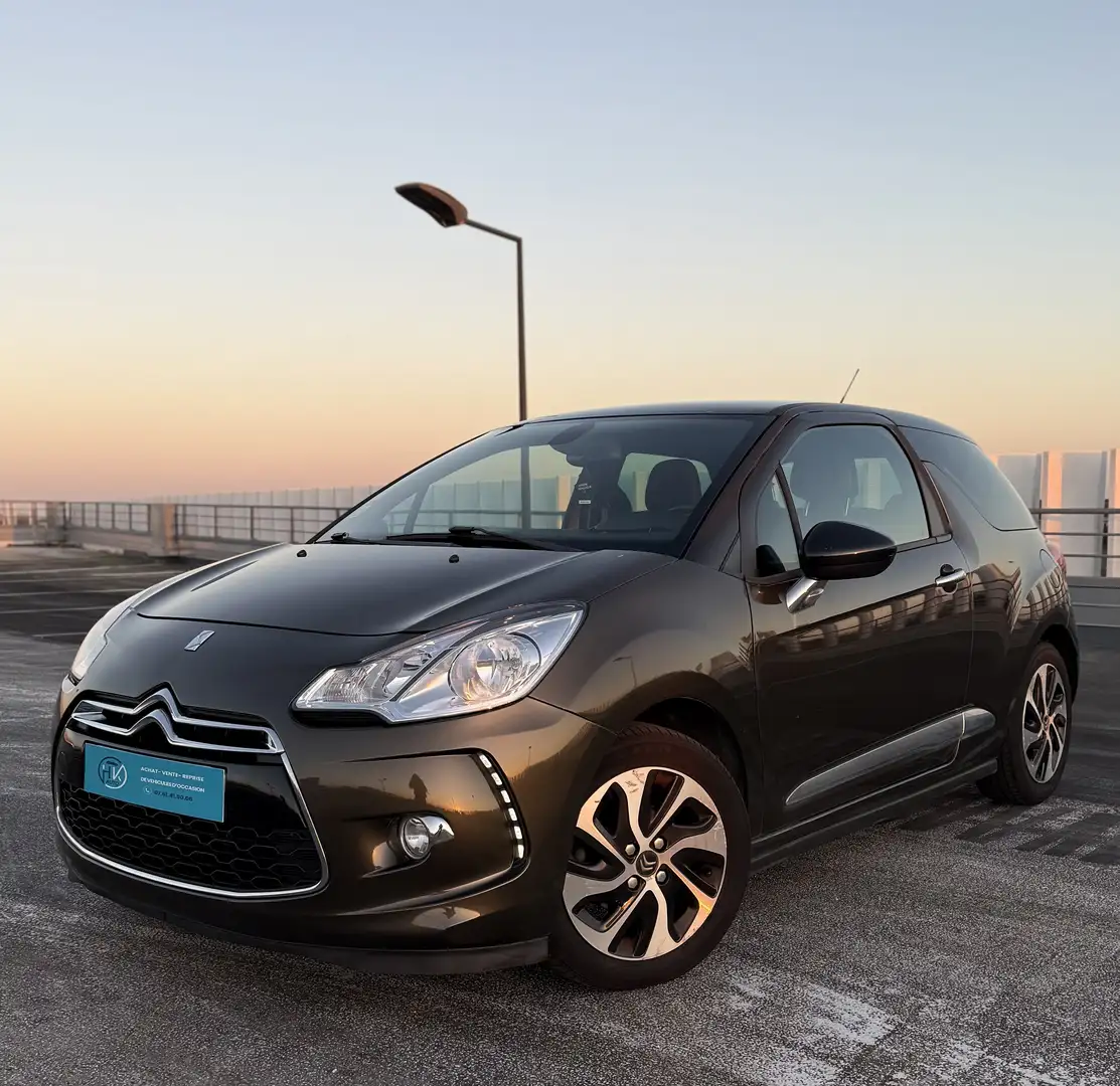 Citroen DS3 e-HDi 92 So Chic Brun - 1