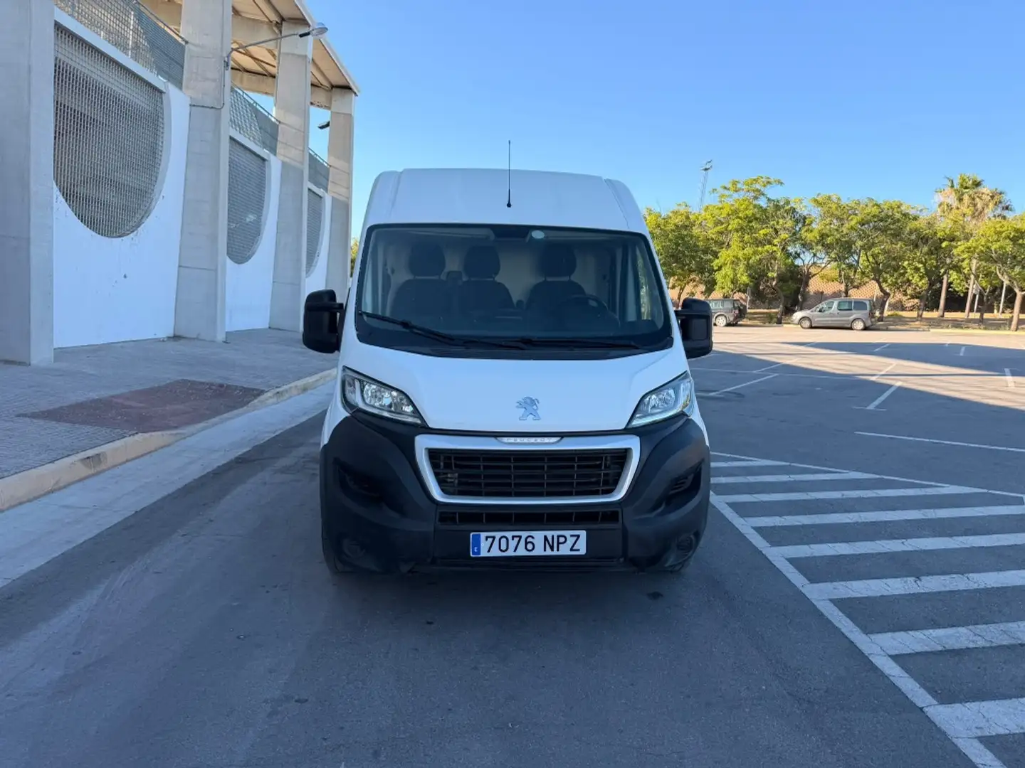 Peugeot Boxer Furgón 2.2BlueHDI 333 L2H2 S&S 120 Blanco - 1