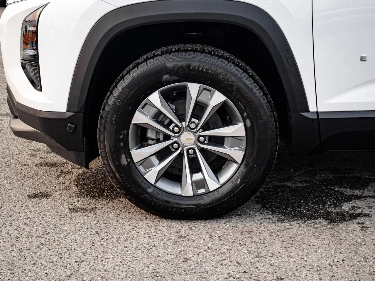 Chevrolet Equinox снимка Chevrolet Equinox