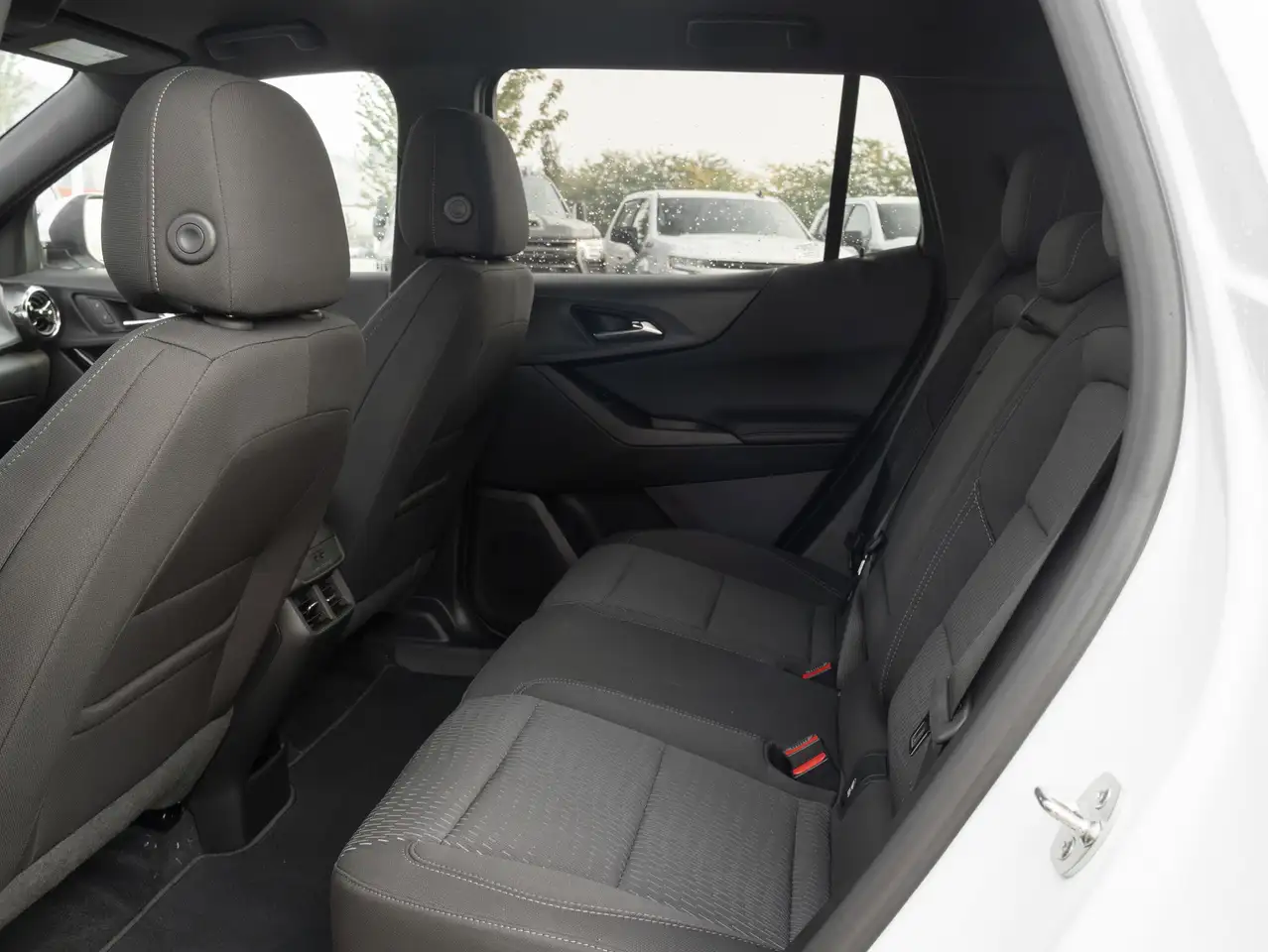 Chevrolet Equinox снимка Chevrolet Equinox