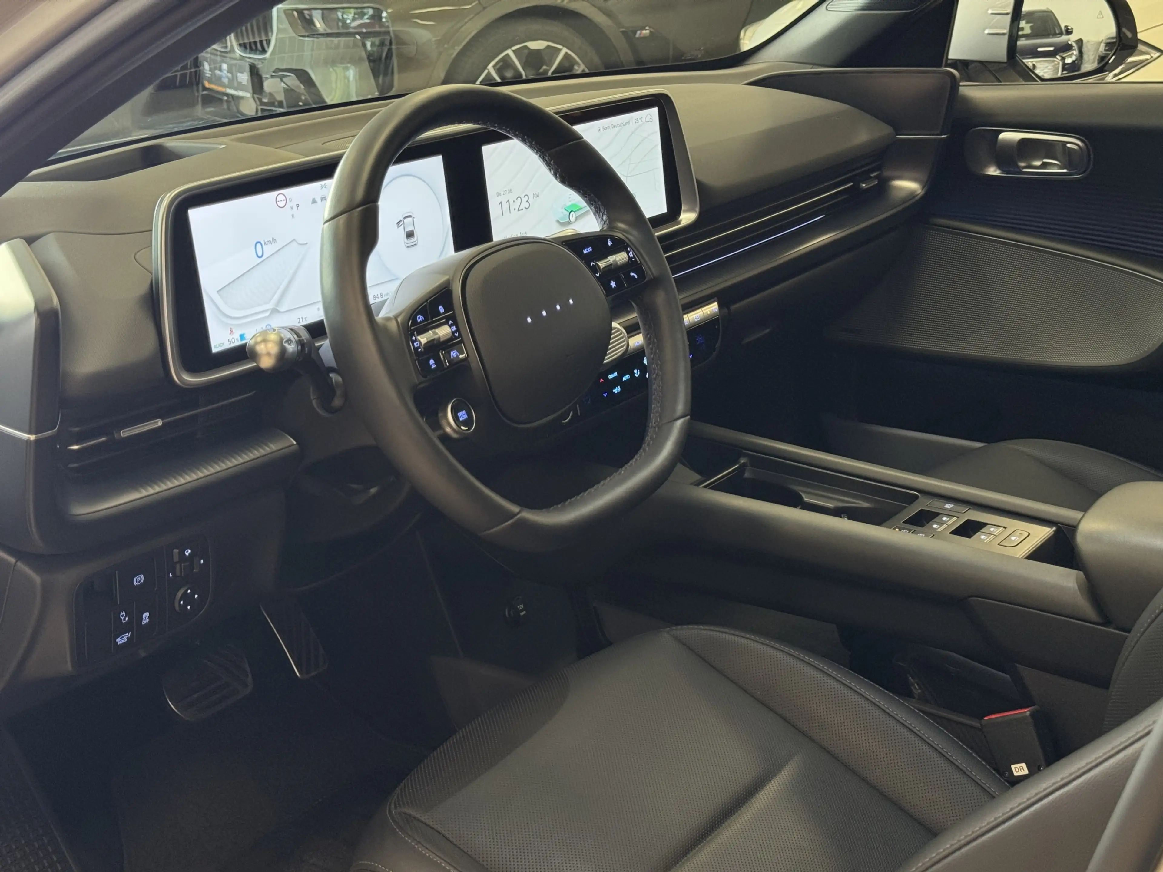 Hyundai IONIQ 6 Uniq 77kWh BOSE HUD LED Navi Ambiente — photo 13