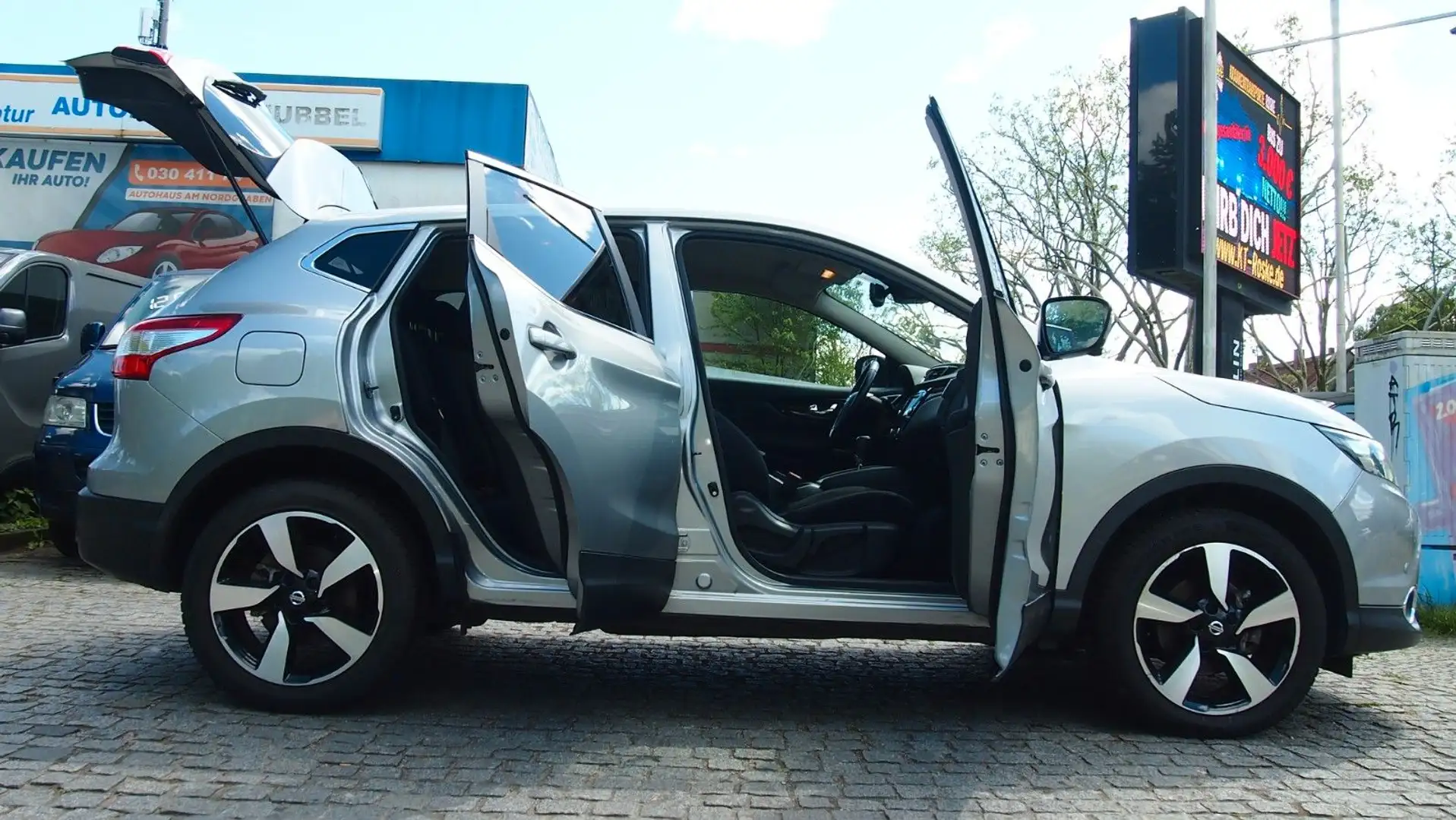 Nissan Qashqai N-Connecta AUTOMATIK 360°-KAMERA Silber - 1