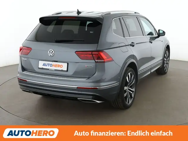 Volkswagen Tiguan Allspace view 6