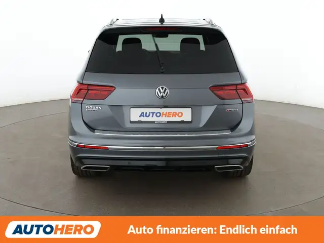 Volkswagen Tiguan Allspace view 5