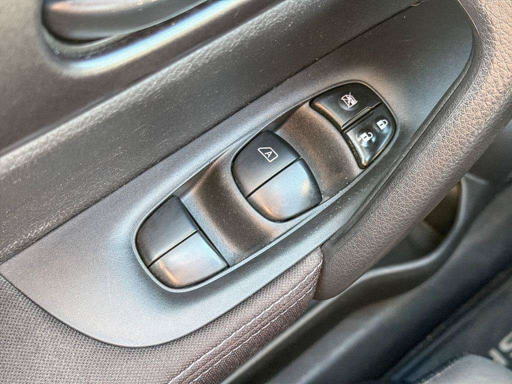 used 2019 Nissan Qashqai car, priced at $13,338