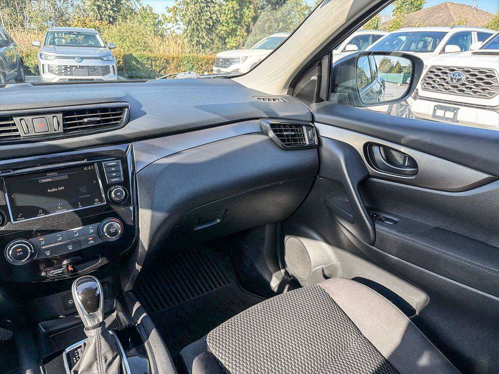 used 2019 Nissan Qashqai car, priced at $13,338