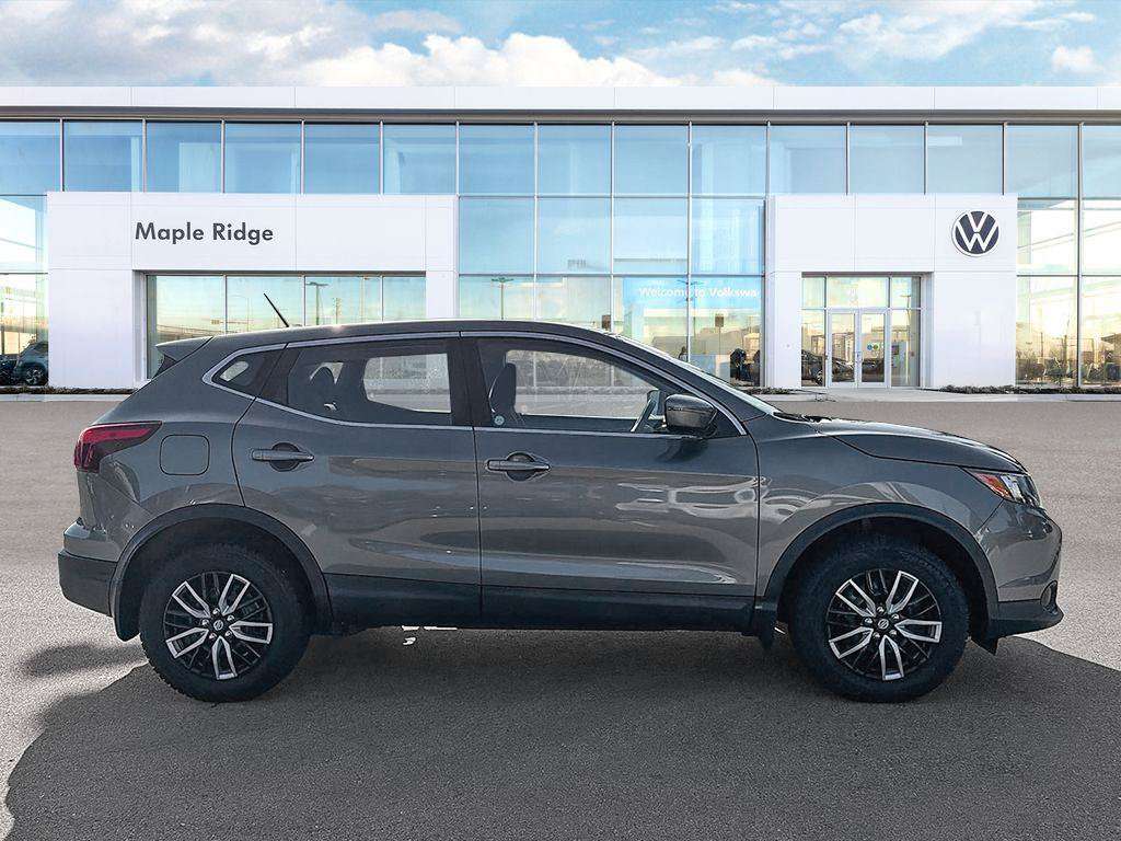 used 2019 Nissan Qashqai car, priced at $13,338