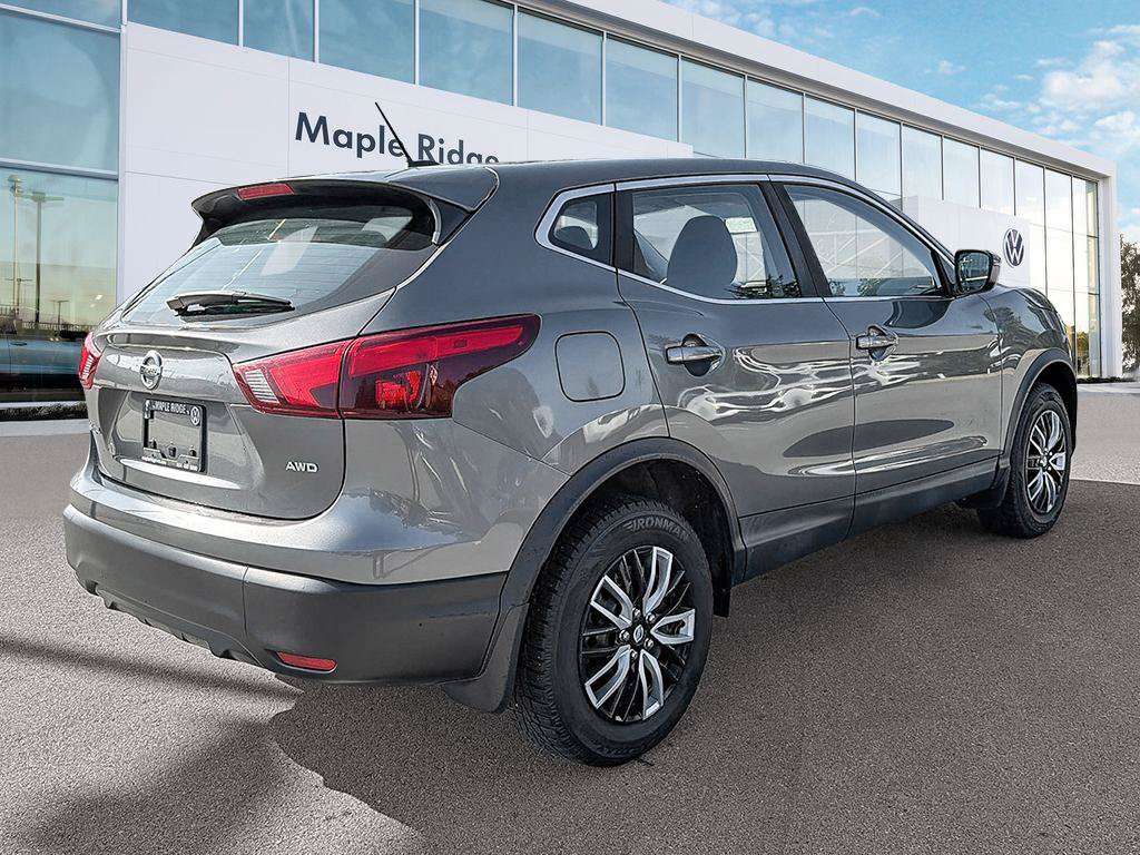 used 2019 Nissan Qashqai car, priced at $13,338