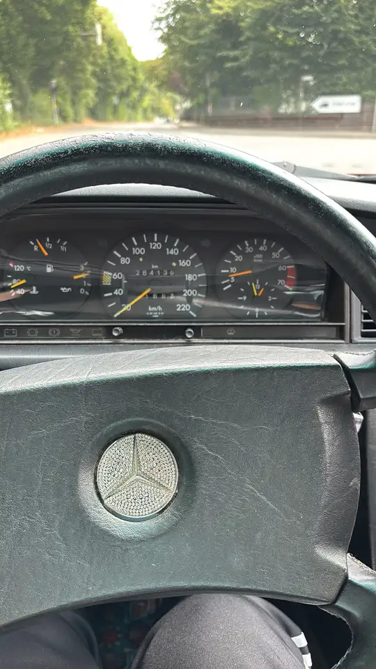 Mercedes-Benz 190 E 1.8 (201.018), foto 3