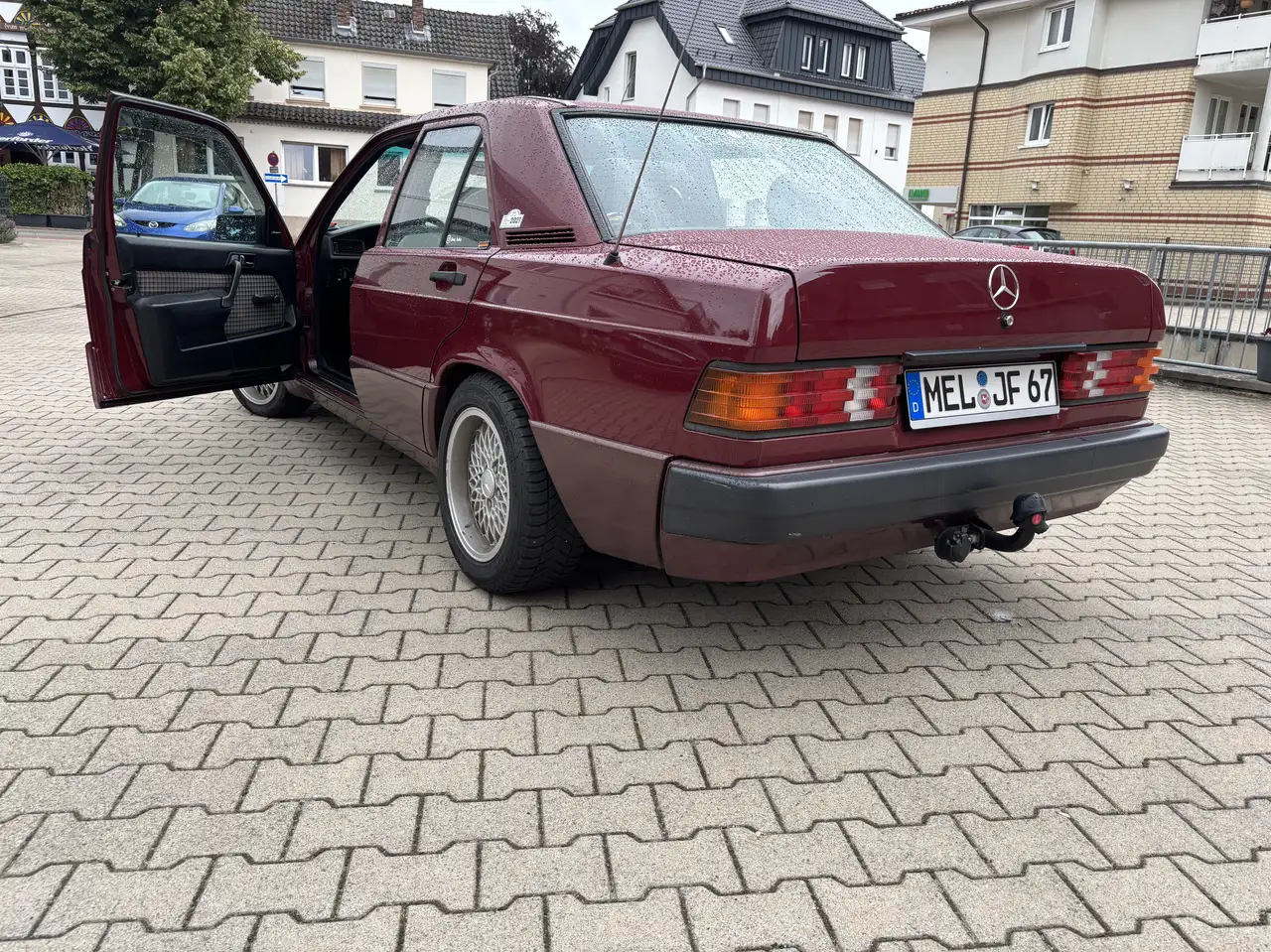Mercedes-Benz 190 E 1.8 (201.018), foto 4