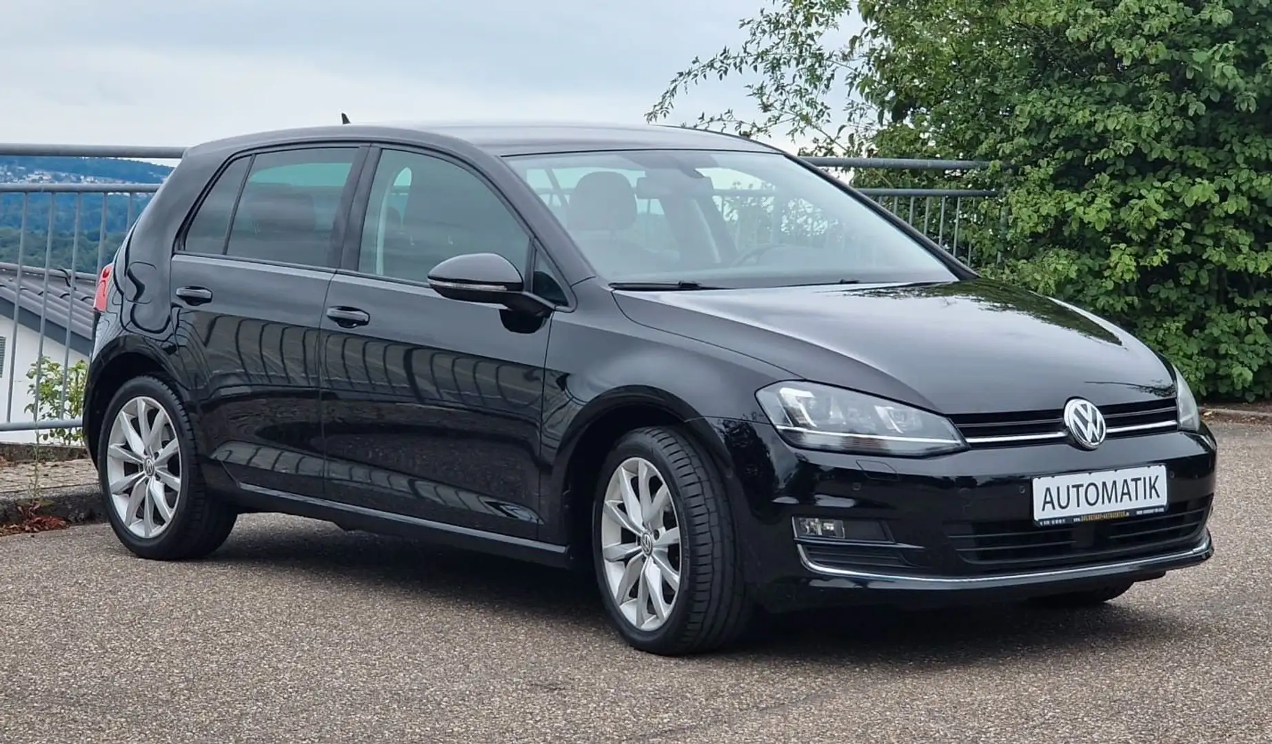 Volkswagen Golf VII*AUTOM*ALCANTARA*PDC V+H*SCHECKHEFT*SHZ Schwarz - 2