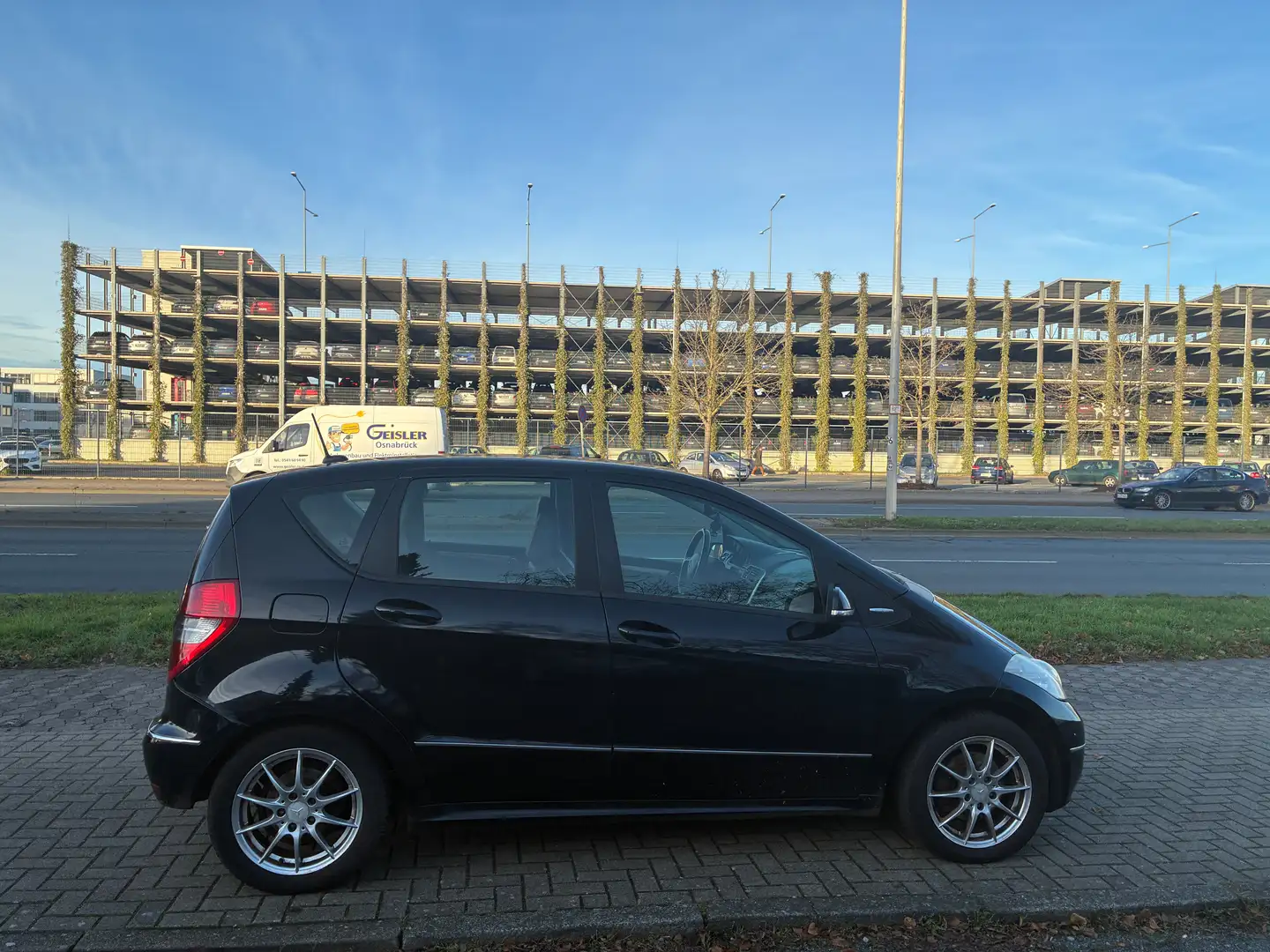 Mercedes-Benz A 170 Teilleder-Klima-Alufelgen Black - 2