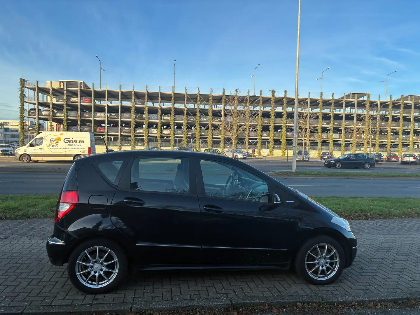 Mercedes-Benz A 170 Teilleder-Klima-Alufelgen Black - 1